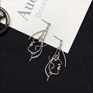 NWT Human Face drop earrings